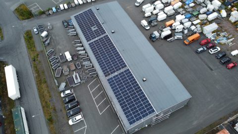 Manline i Jönköping tar emot en hållbar framtid med stolthet, genom installationen av 190 solpaneler. Förväntad årlig energiproduktion uppgår till imponerande 81 100 kWh